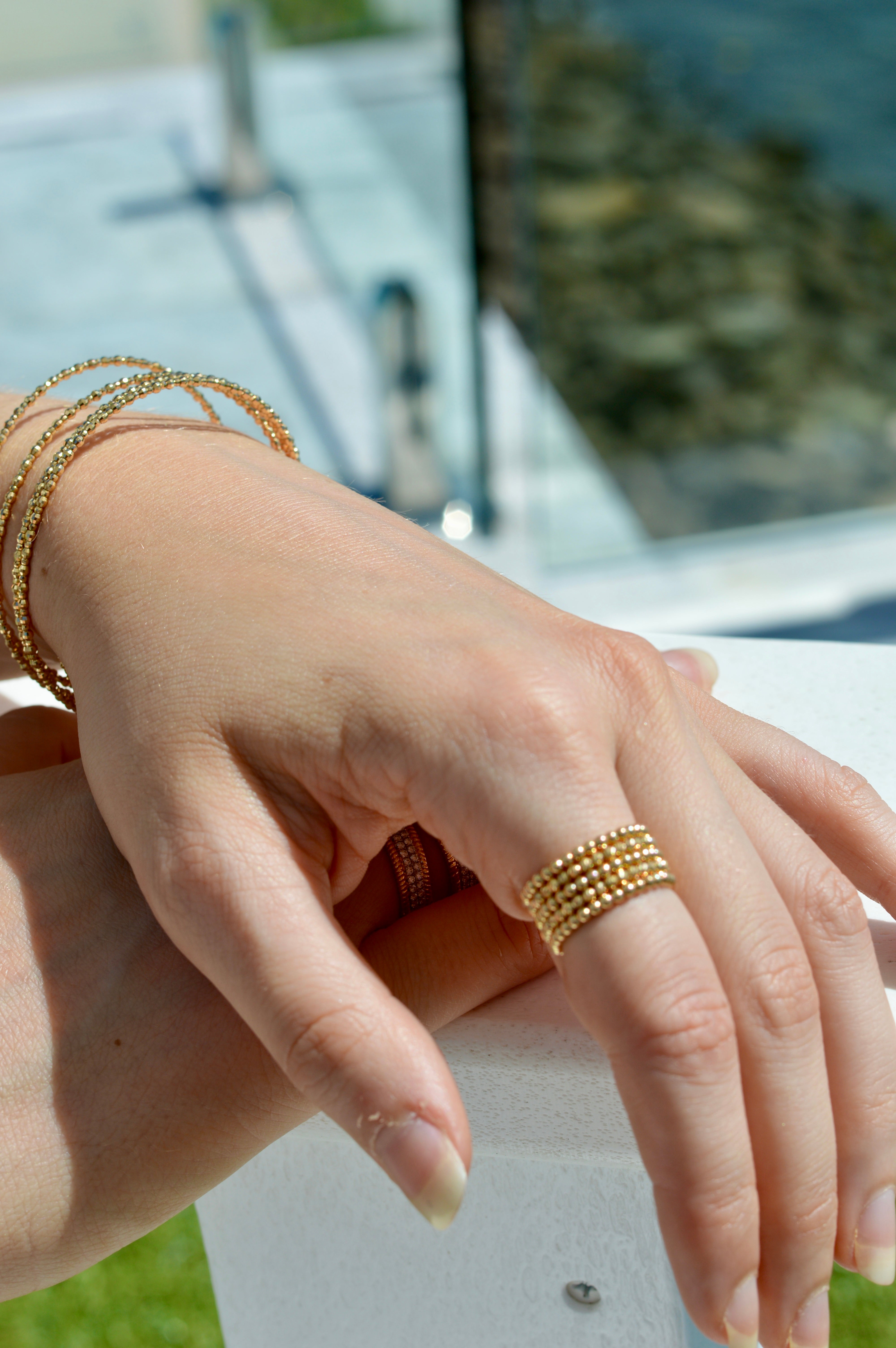 Flexi Magique Perlee - 18ct gold, open back, beaded ring in yellow gold (flexi fit sizes L to U).