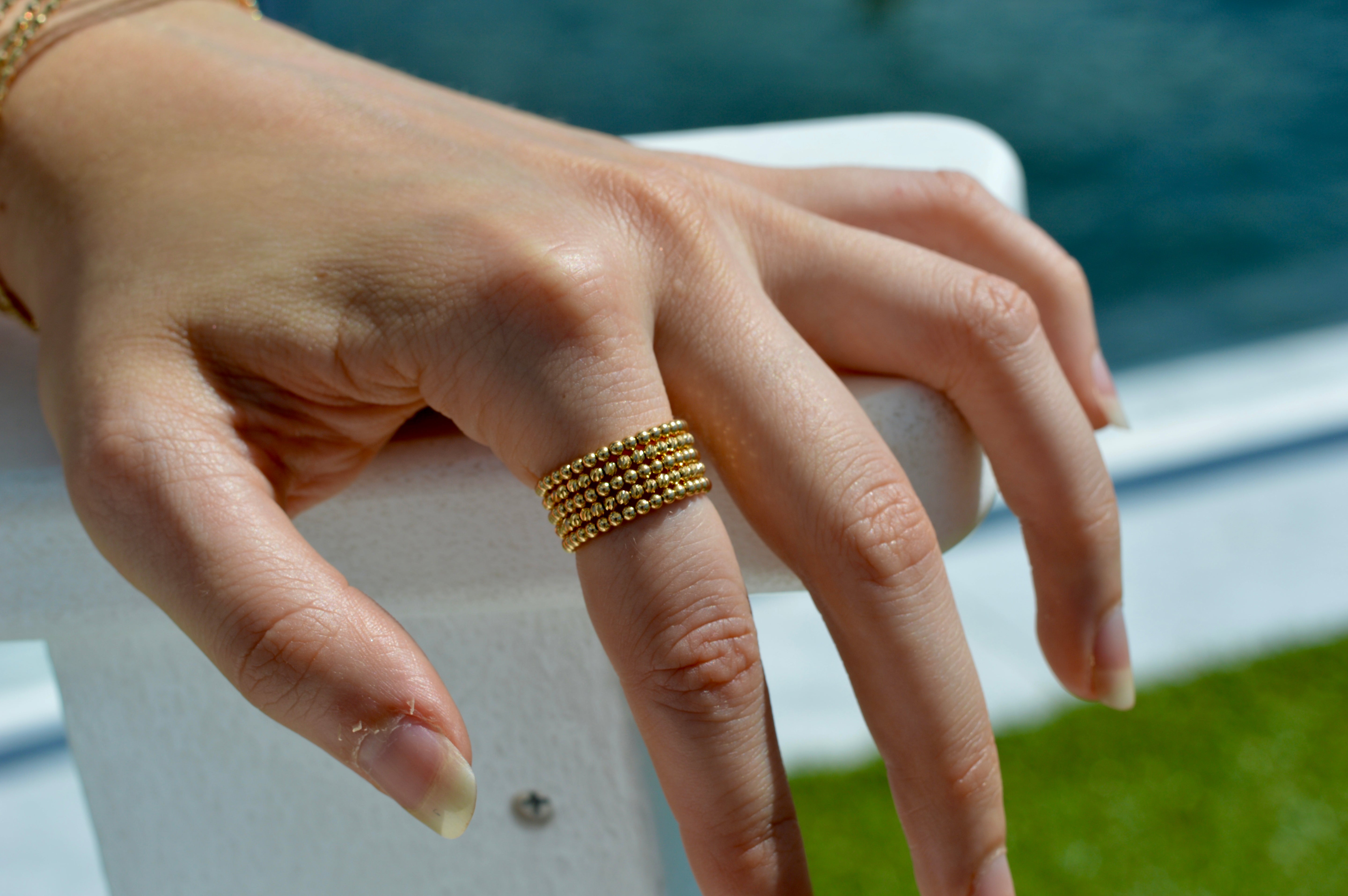 Flexi Magique Perlee - 18ct gold, open back, beaded ring in yellow gold (flexi fit sizes L to U).
