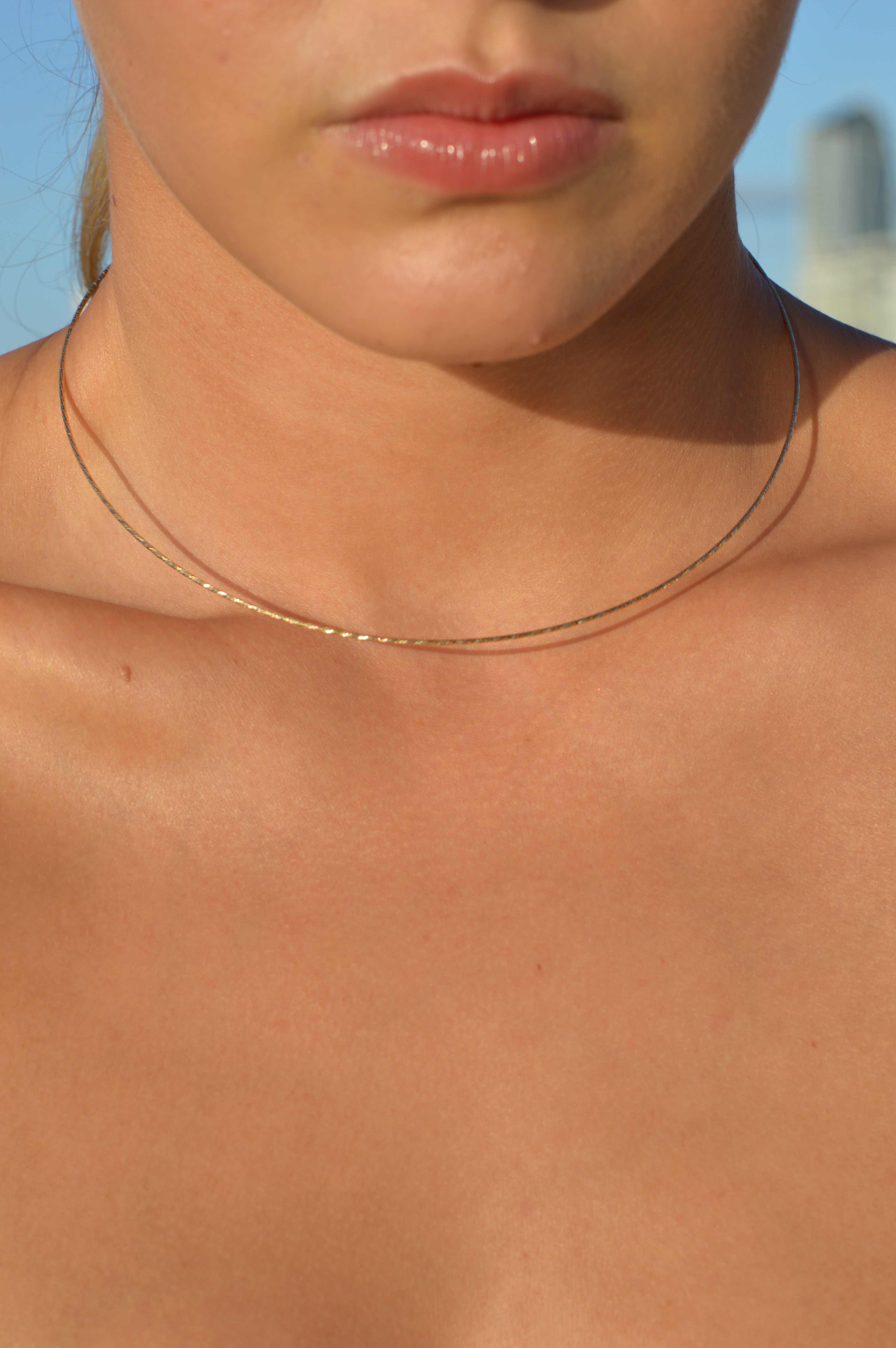 Flexi Magique Cercle necklace - Structured, adjustable length, round necklace in 18ct yellow gold (also available in white gold & rose gold).