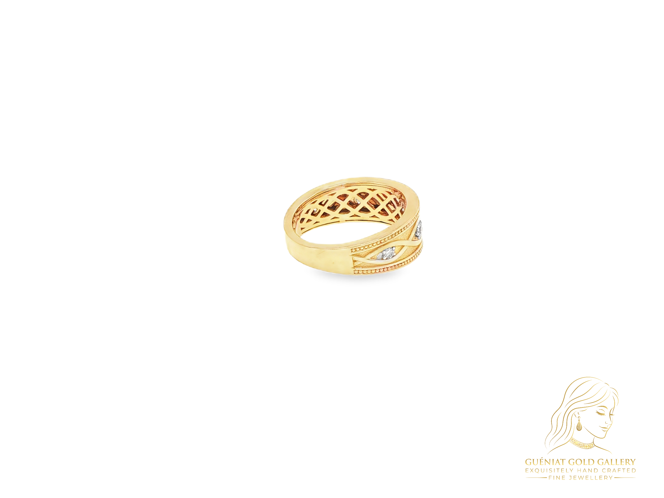 Infinity Lignee Ring in 18ct Yellow Gold & Natural Diamonds (customisable).